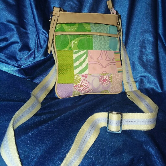 Pretty Pastel COACH CROSSBODY PURSE!! - Picture 8 of 8